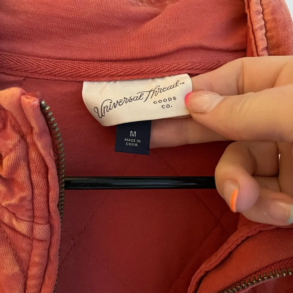 Pullover - Picture 2 of 2